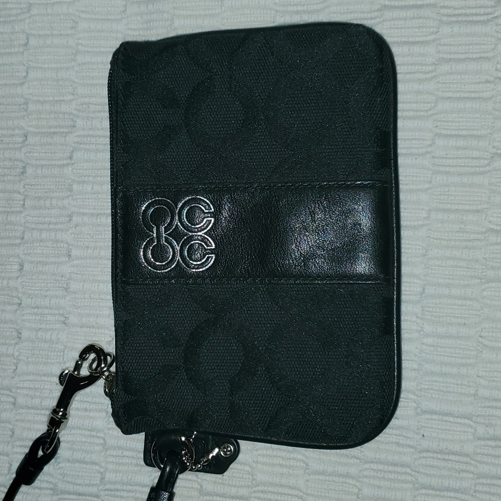 Coach wristlet ... black